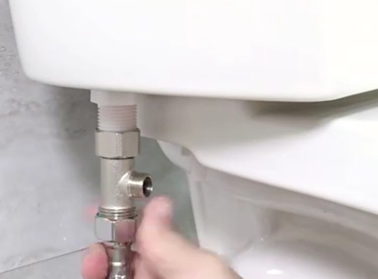 BIDET WC QPROPRE ULTRA MINCE SANS ÉLECTRICITÉ installation 3