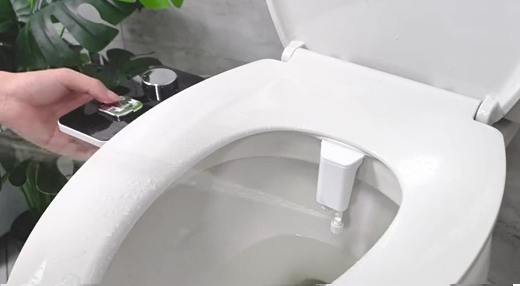 BIDET WC QPROPRE ULTRA MINCE SANS ÉLECTRICITÉ installation 2